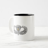 戦闘星付き陸軍空挺基本パラシュート ツートーンマグカップ (正面左)