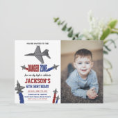 戦闘機の誕生日招待状 グレー 写真付き 招待状 (スタンド正面)