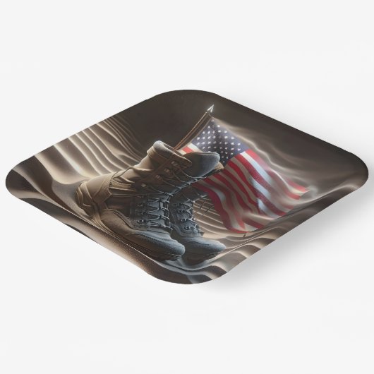 戦闘用ブーツ付きアメリカ国旗 ペーパープレート (傾斜あり)