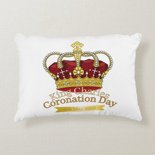 戴冠式デイクラウン アクセントクッション (正面)