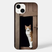 戸口に入ったタビー猫 Case-Mate iPhoneケース (裏面)
