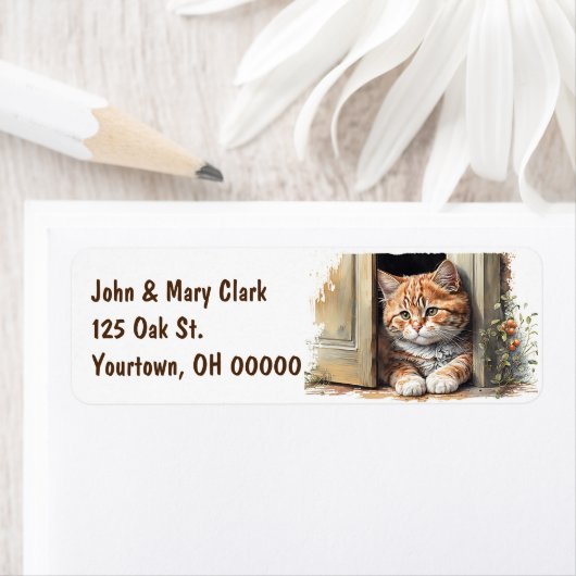 戸口に水色のジンジャーキッチン ラベル (インサイチュ)