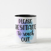 手おもしろいを伸ばすのをためらう マグカップ (中央)