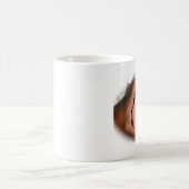 手およびマグ足の コーヒーマグカップ (中央)