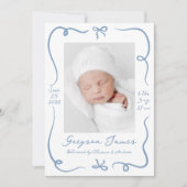 手お洒落描きダスティブルー弓2フォト誕生 案内状 (正面)