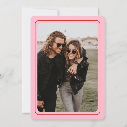 手お洒落描き赤はっきりしたとピンク日付を保存 招待状 (裏面)