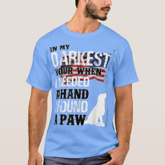 手が必要な時に前足を見つけた Tシャツ