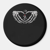 手で作った赤いハートの骨格女性 マグネット (正面)