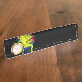 手で太陽の下にいるイルカ デスクネームプレート (側面)