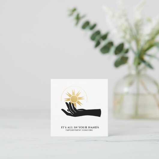 *~*手で太陽黒の宇宙金ゴールドを保持  スクエア名刺 (スタンド正面)