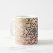 手で描いた曼荼羅の花葉を飾る コーヒーマグカップ (正面左)