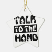 手で話す セラミックオーナメント (左)