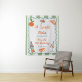 手でSpritzの古い誕生日パーティーを描いた タペストリー (インサイチュ)