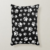手のパターン、手のプリント、白黒 アクセントクッション (正面(垂直))