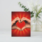 手の形のハート ポストカード (スタンド正面)