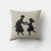 手の踊ることを保持している母及び娘 クッション (裏面)