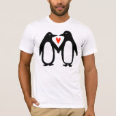 . .手をつないだかわいいペンギン Tシャツ (正面)