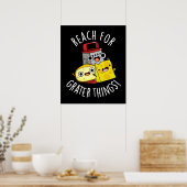 手を伸ばしてグラターおもしろいを手に入れるチーズプンダークBG ポスター (キッチン)