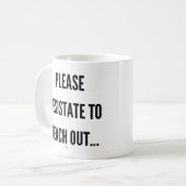 手を伸ばすのをためらう コーヒーマグカップ (正面左)