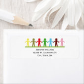 手を持つカラフル子供統一されたたち ラベル (インサイチュ)