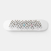 手を持つピンクとブルーのペンギン スケートボード (横)