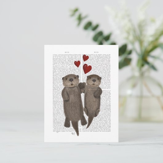 手を握るカワウソ ポストカード (スタンド正面)