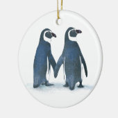 手を握る可愛いペンギンのカップル セラミックオーナメント (左)