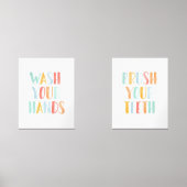 手を洗う歯を磨くキッズバスルーム (正面)