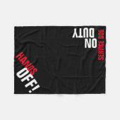 手を離せ!サービスドッグ"Place"毛布(黒) フリースブランケット (正面(横))