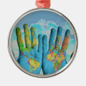 手カラフル絵を描世界地図アート写真 メタルオーナメント (正面)