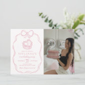 手モダン引き弓ピンクガール誕生日写真 招待状 (スタンド正面)