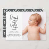 手モダン引き男の赤ちゃん誕生の発表 案内状 (正面/裏面)