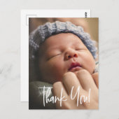 手モダン打ちベビー写真誕生のお知らせ ポストカード (正面/裏面)