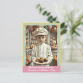 手作りの極上スイーツを注文してくれるかわいい少年 ポストカード (スタンド正面)