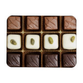 手作りの高級チョコレートを箱に マグネット (横)