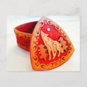 手作り樺の木ウッドジュエリーボックスとハウリングウルフ ポストカード (正面)