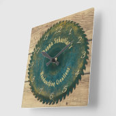 手利パーソナライズされたき木工素朴鋸刃 スクエア壁時計 (傾斜)