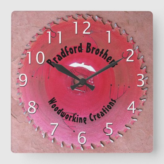 手利木工レッドソーブレード名前をカスタムする スクエア壁時計 (正面)
