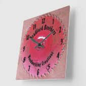 手利木工レッドソーブレード名前をカスタムする スクエア壁時計 (傾斜)