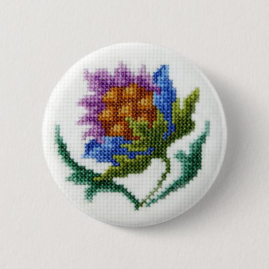手刺繍の明るい花 缶バッジ (正面)