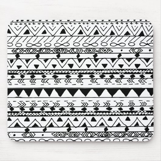 手塗りの白黒の水彩画のアズテック人パターン マウスパッド (正面)