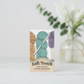 手引き撚り糸のハンクの斜め針編みフック 名刺 (スタンド正面)