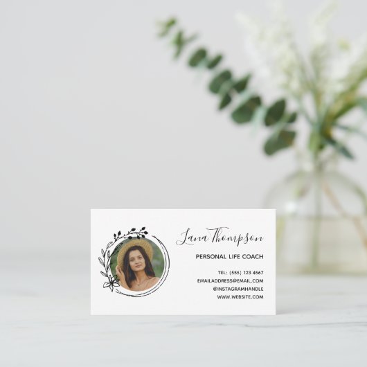 手描かわいらしきリース(写真付き) 名刺 (スタンド正面)