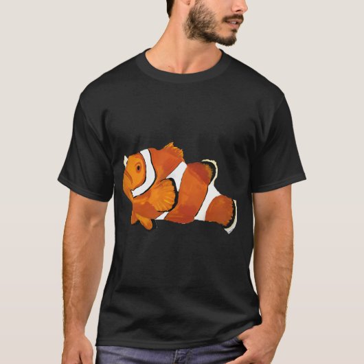 手描きのかわいいカクレクマノミ Tシャツ (正面)