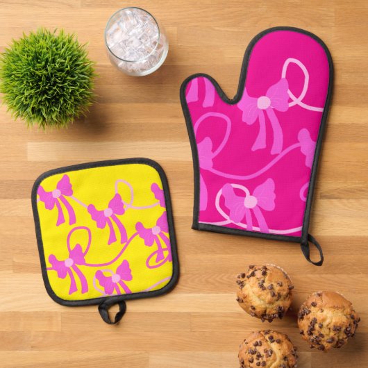 手描きのピンクと黄色の弓のリボン ラバーズ 鍋つかみ&鍋敷きセット (トップダウン)