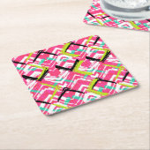 手描きのピンクのジグザグパターン スクエアペーパーコースター (アングル)