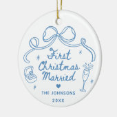 手描きのファンタジー 初めての結婚クリスマス セラミックオーナメント (左)