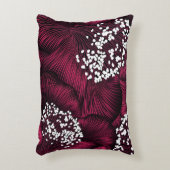 手描きのラクダの花柄 アクセントクッション (正面(垂直))