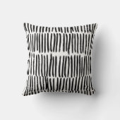 手描きの垂直要素を使用したシームレスなパターン クッション (裏面)