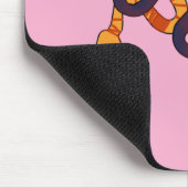 手描きの多彩でユーモアのあるヘビのデザイン マウスパッド (コーナー)